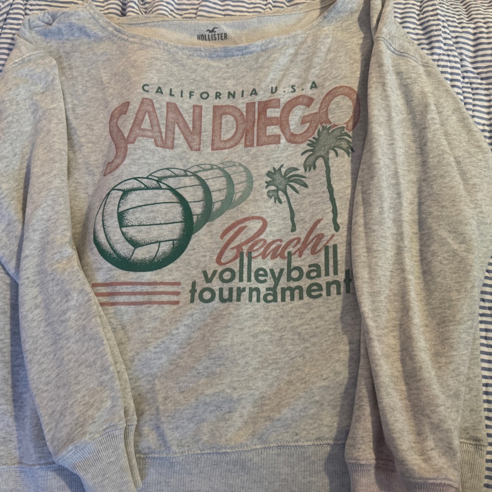 Hollister Gray Textured Sweatshirt